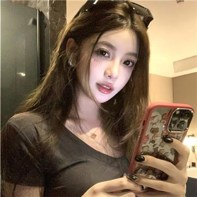 超能食神美少女封面